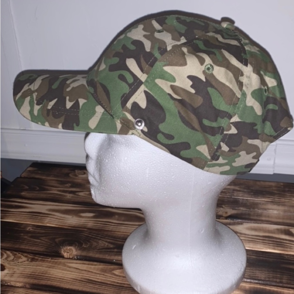 Women’s hat - Picture 3 of 5